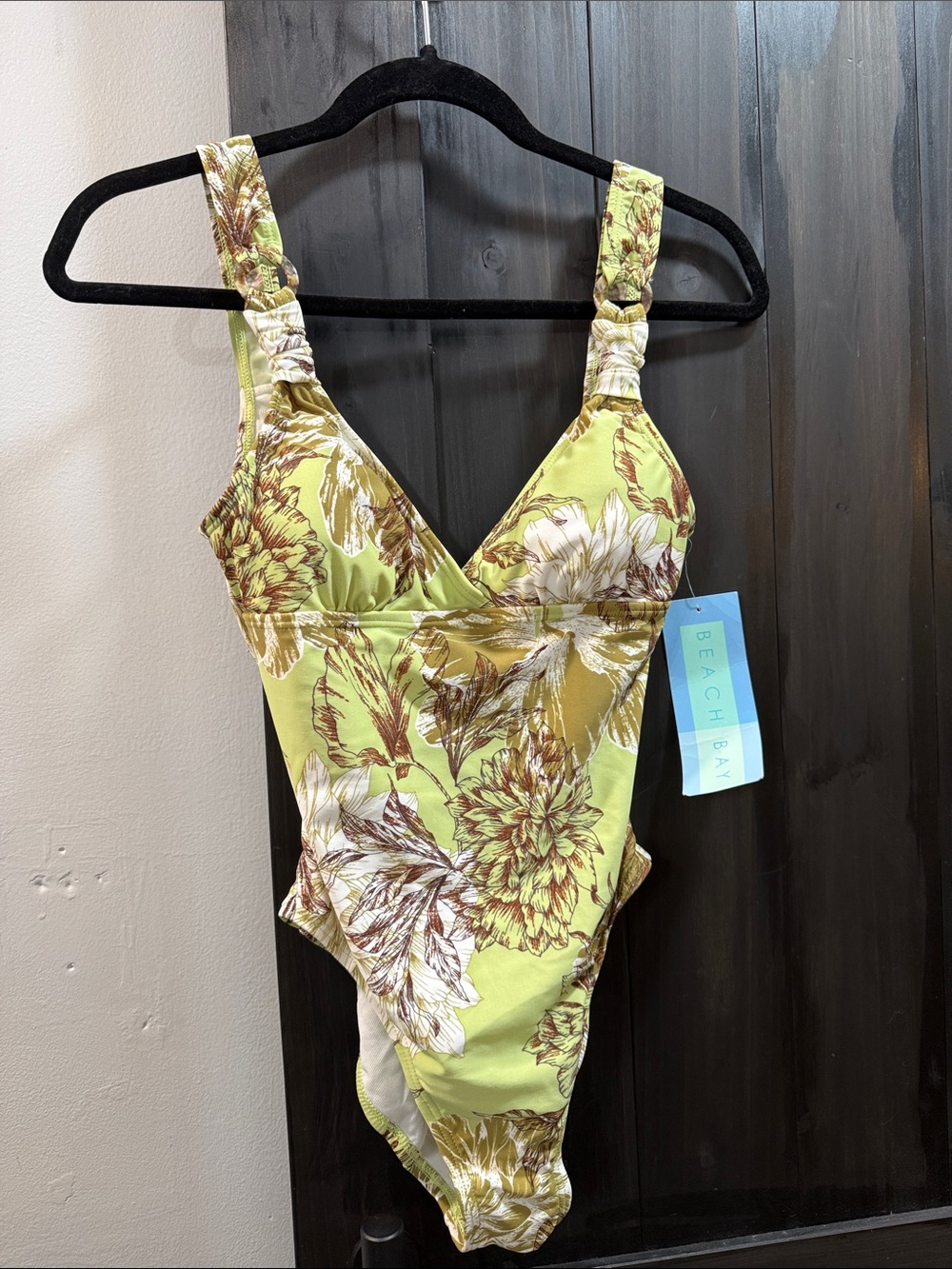 Beach Bay Floral One-Piece Swimsuit - Yellow Green Size 8